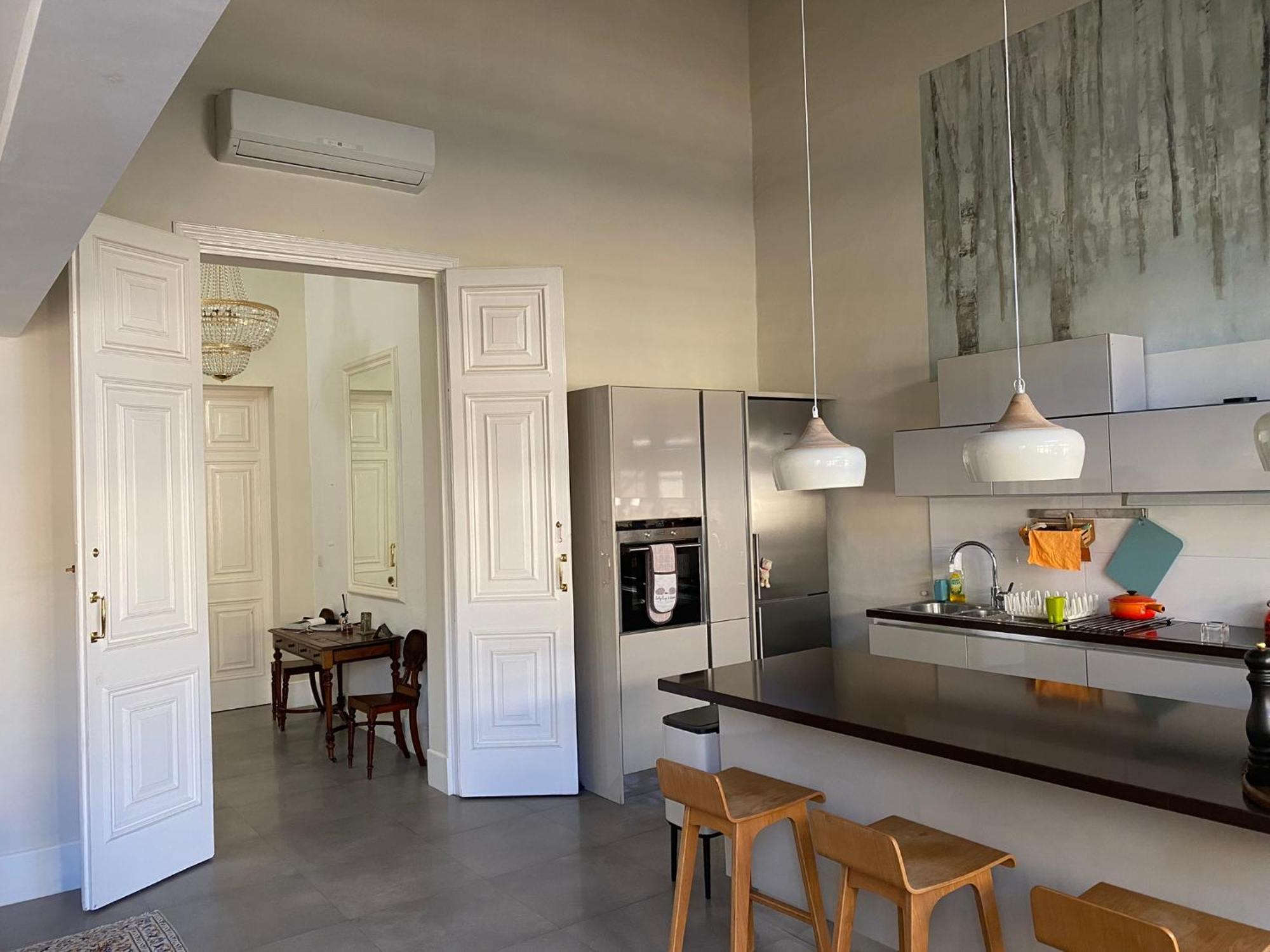 Palatial Flat Inside Bright Duplex Penthouse La Valeta